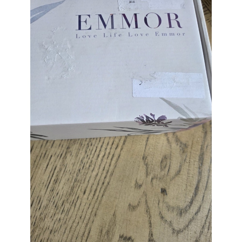 Emmor Blonde Wig for Women Natural Cut Wig Daily Hair 18/613 Layered Wig - Picture 11 of 14